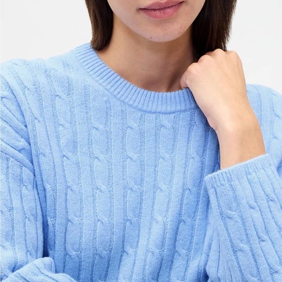 The GAP CashSoft Cable-Knit Crewneck Sweater and Pants Set (2 pieces) NWT - Picture 7 of 8